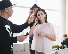 吃瓜爱上赛琳娜视频播放,跟随视频感受瓜果飘香