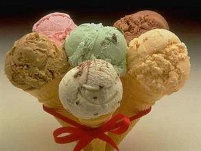 大瓜头在吃雪糕视频,雪糕大快朵颐瞬间